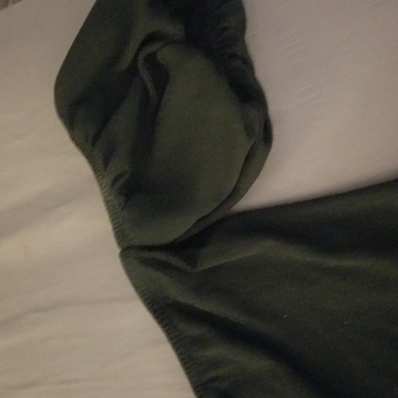 Off the shoulder top - Picture 3 of 3